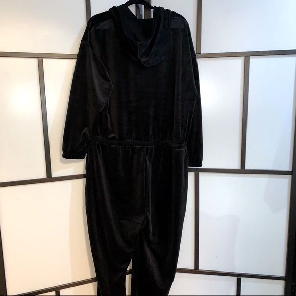 🆕Juicy Couture Romper - Picture 7 of 9